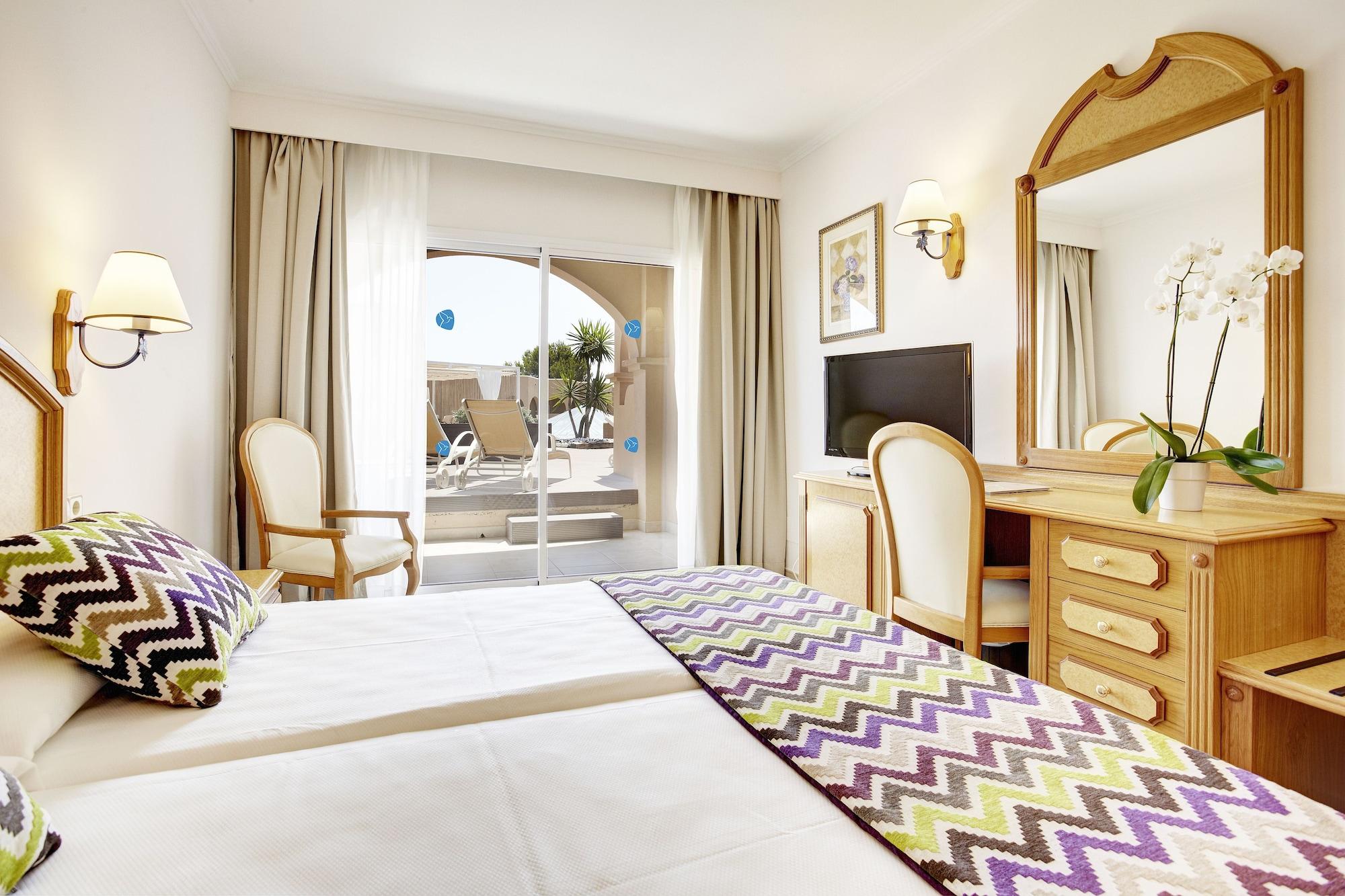 Grupotel Santa Eulària & Spa - Adults Only Santa Eularia des Riu Bagian luar foto
