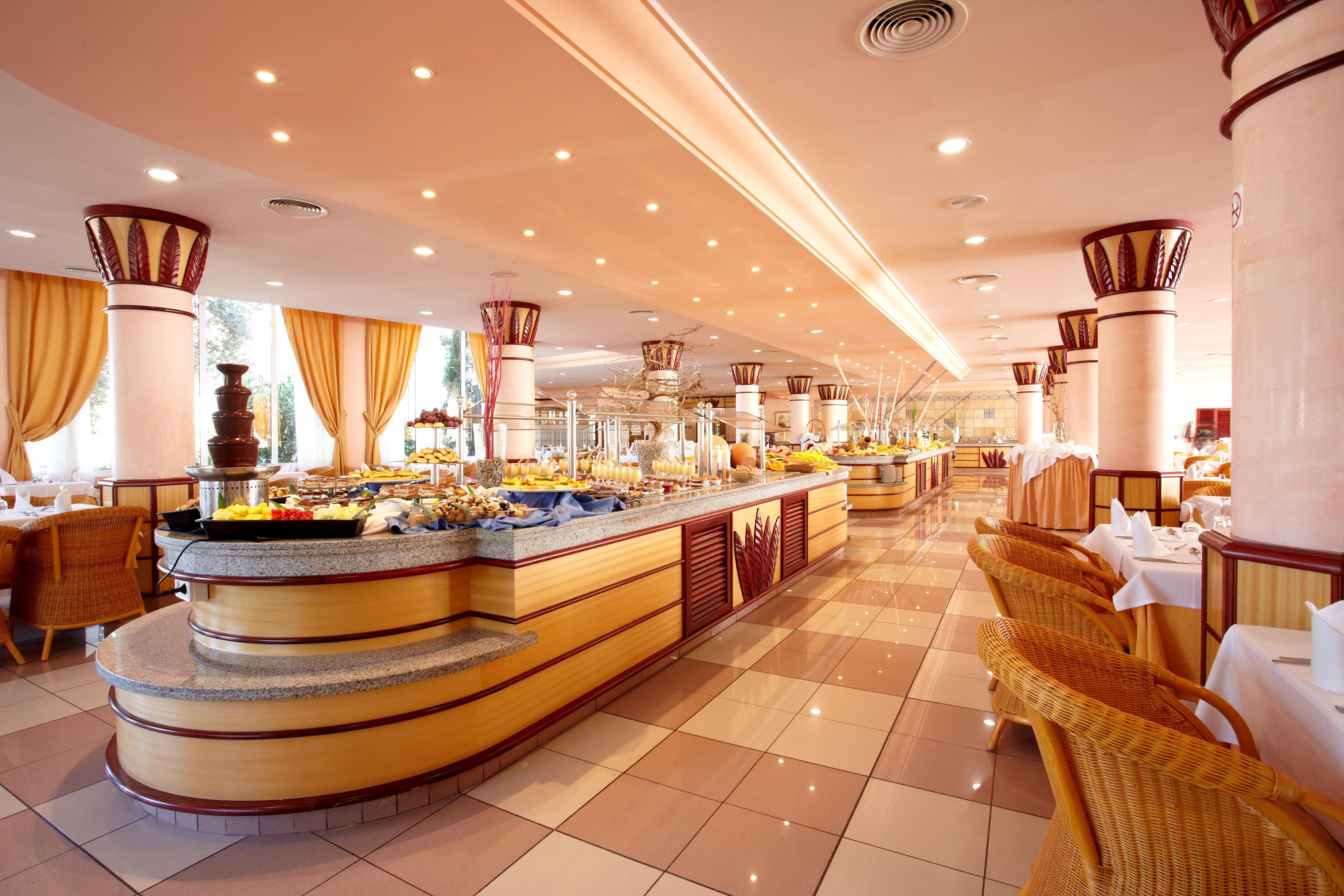 Grupotel Santa Eulària & Spa - Adults Only Santa Eularia des Riu Bagian luar foto