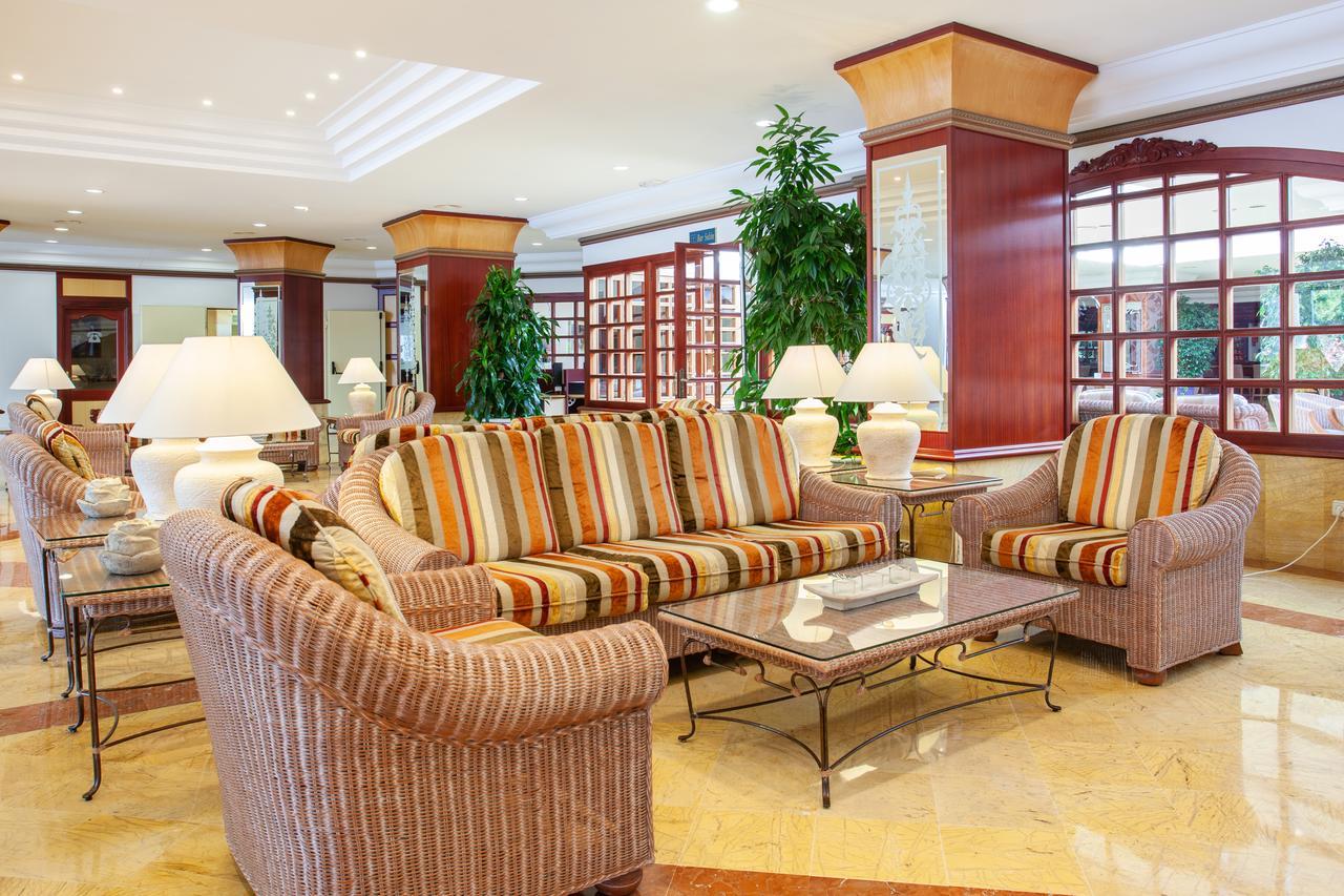 Grupotel Santa Eulària & Spa - Adults Only Santa Eularia des Riu Bagian luar foto